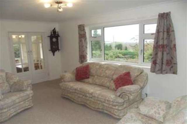  Image of 2 bedroom Bungalow to rent in Merrymeet Whitestone Exeter EX4 at Exeter, EX4 2JP