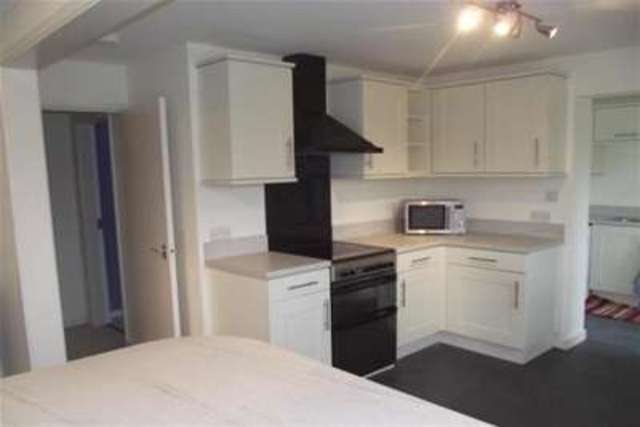 Image of 2 bedroom Bungalow to rent in Merrymeet Whitestone Exeter EX4 at Exeter, EX4 2JP