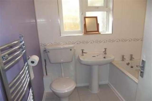  Image of 2 bedroom Bungalow to rent in Merrymeet Whitestone Exeter EX4 at Exeter, EX4 2JP