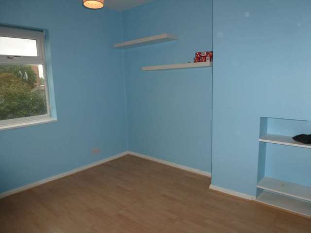  Image of 2 bedroom Detached house to rent in Factory Road Northfleet Gravesend DA11 at Factory Road  Gravesend, DA11 9HH