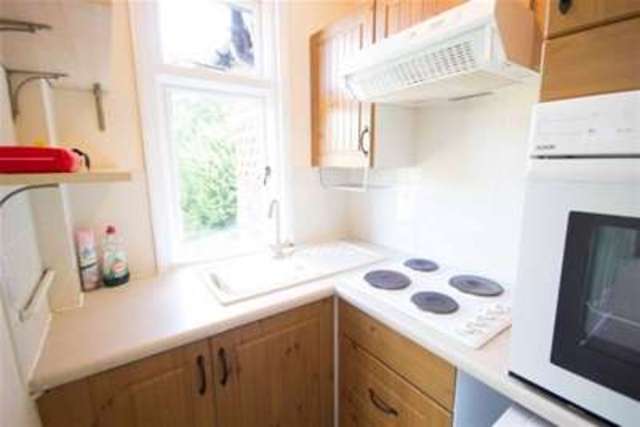  Image of 1 bedroom Studio flat to rent in Charterhouse Road Godalming GU7 at Godalming, GU7 2DA