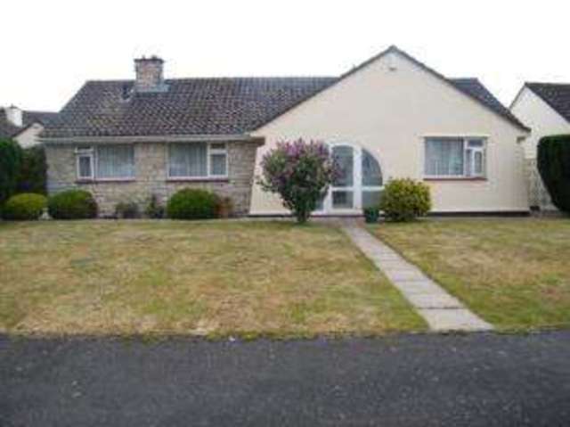  Image of 3 bedroom Bungalow for sale in Greensome Drive Ferndown BH22 at Ferndown Dorset Trickett