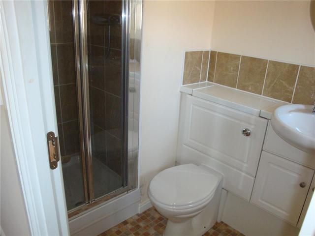  Image of 2 bedroom Flat to rent in Fieldfare View Dunfermline KY11 at Dunfermline Fife Fife, KY11 8FY