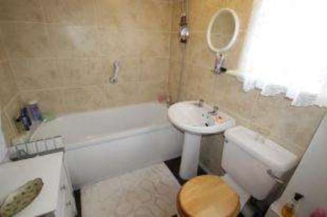  Image of 1 bedroom Bungalow for sale in Fintry Place Bourtreehill South Irvine KA11 at Bourtreehill South Irvine Dreghorn, KA11 1JB