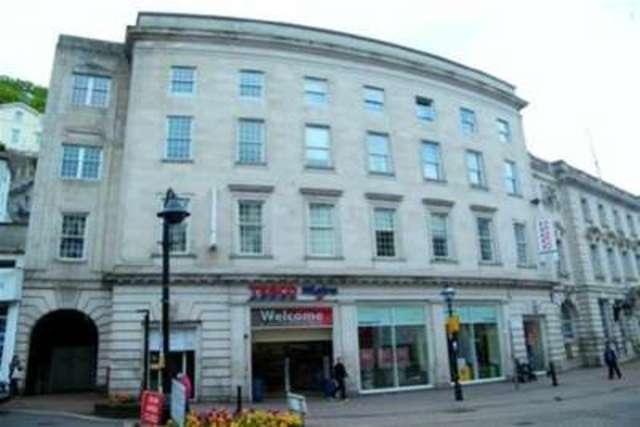  Image of 1 bedroom Flat to rent in Fleet Street Torquay TQ1 at Torquay, TQ1 1DR