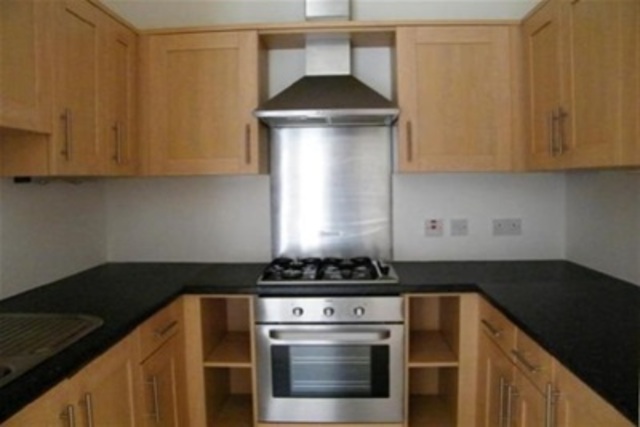  Image of 1 bedroom Flat to rent in Fleet Street Torquay TQ1 at Torquay, TQ1 1DR