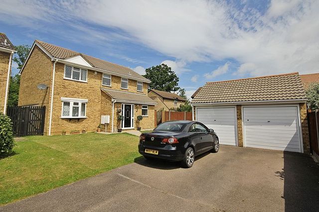  Image of 4 bedroom Detached house for sale in The Quantocks Flitwick Bedford MK45 at The Quantocks Flitwick Flitwick, MK45 1TG