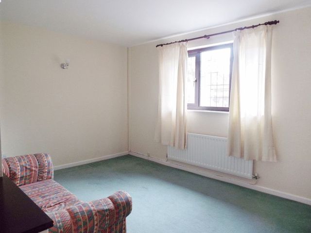  Image of 1 bedroom Flat for sale in Watery Lane Longton Stoke-on-Trent ST3 at Foley Court, Watery Lane Lightwood Stoke-On-Trent, ST3 4QY