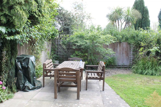  Image of 4 bedroom Detached house to rent in Forest Oaks Horsham RH13 at Horsham, RH13 6RX