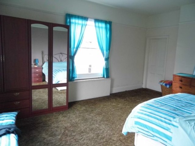  Image of 6 bedroom Semi-Detached house for sale in Fort Royal Hill Worcester WR5 at Worcester Hereford And Worcester Worcester, WR5 1BT