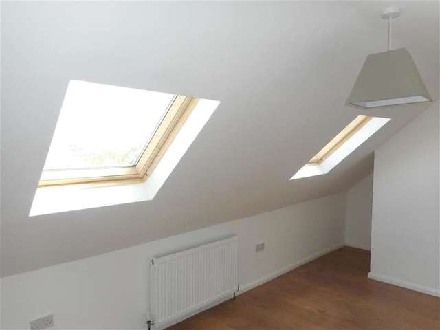  Image of 5 bedroom Semi-Detached house for sale in Freshwell Avenue Chadwell Heath Romford RM6 at Chadwell Heath Essex Chadwell Heath, RM6 5DR