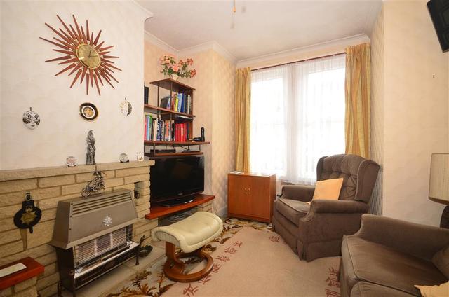  Image of 3 bedroom Terraced house for sale in Fulwich Road Dartford DA1 at Dartford Kent Dartford, DA1 1UT