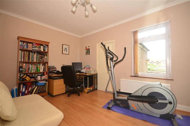  Image of 3 bedroom Terraced house for sale in Fulwich Road Dartford DA1 at Dartford Kent Dartford, DA1 1UT