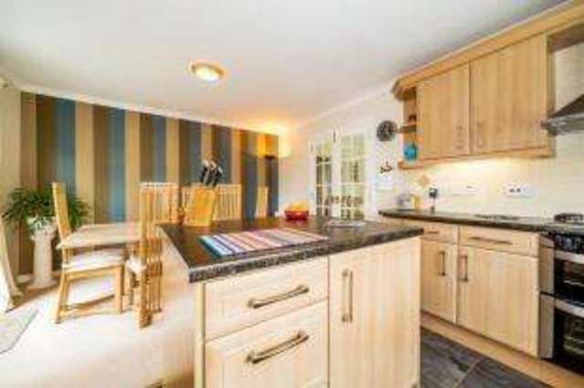  Image of 5 bedroom Bungalow for sale in Gainburn Gardens Cumbernauld Glasgow G67 at Cumbernauld Glasgow Mollinsburn, G67 4QH