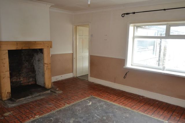  Image of 2 bedroom Terraced house for sale in Gainsthorpe Road Kirton Lindsey Gainsborough DN21 at Gainsthorpe Road Gainsthorpe, Kirton Lindsey, Gainsborough, DN21 4JH