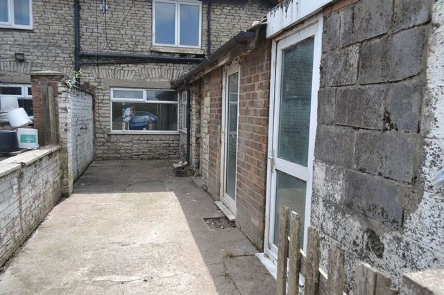  Image of 2 bedroom Terraced house for sale in Gainsthorpe Road Kirton Lindsey Gainsborough DN21 at Gainsthorpe Road Gainsthorpe, Kirton Lindsey, Gainsborough, DN21 4JH