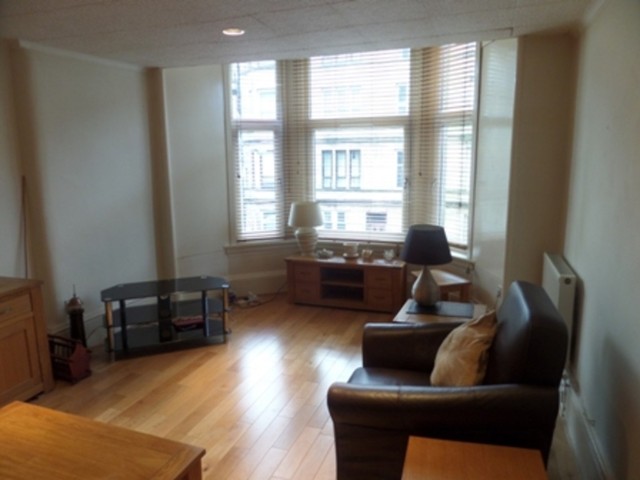  Image of 2 bedroom Flat to rent in Garthland Drive Dennistoun Glasgow G31 at Dennistoun Glasgow Glasgow, G31 2SQ