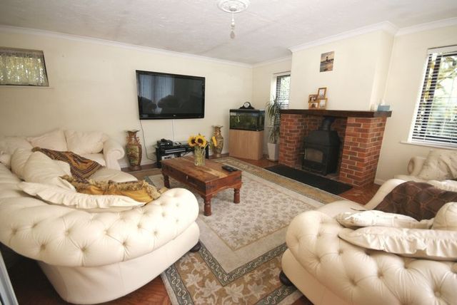  Image of 4 bedroom Detached house for sale in Geales Crescent Alton GU34 at 54 Geales Crescent  Alton, GU34 2NE