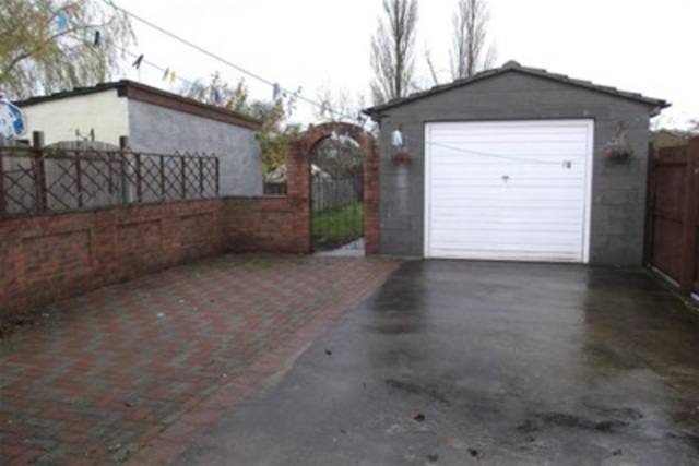  Image of 2 bedroom Semi-Detached house to rent in Geneva Road Darlington DL1 at Darlington, DL1 4HG