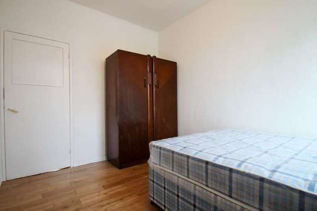  Image of House Share to rent in Diss Street London E2 at Diss Street  London, E2 7QY