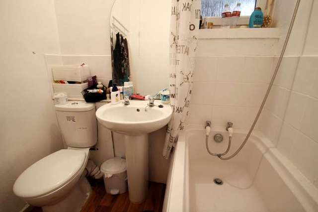  Image of House Share to rent in Diss Street London E2 at Diss Street  London, E2 7QY