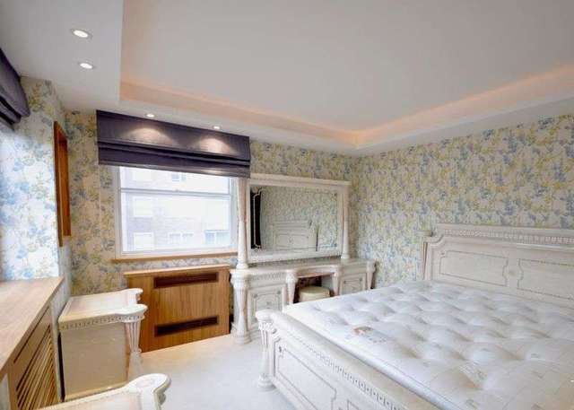  Image of 3 bedroom Flat for sale in George Street London W1H at George Street  London, W1H 7HN