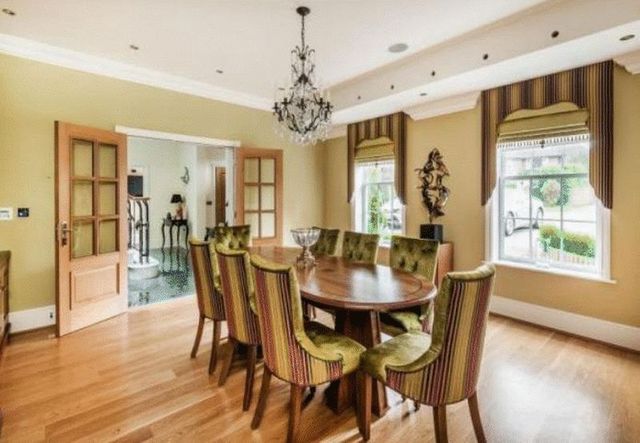  Image of 7 bedroom Detached house for sale in Golf Side Sutton SM2 at Golf Side Cheam Sutton, SM2 7EZ