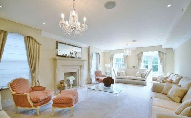  Image of 7 bedroom Detached house for sale in Golf Side Sutton SM2 at Golf Side Cheam Sutton, SM2 7EZ