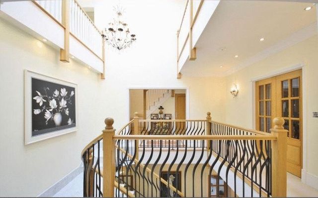  Image of 7 bedroom Detached house for sale in Golf Side Sutton SM2 at Golf Side Cheam Sutton, SM2 7EZ