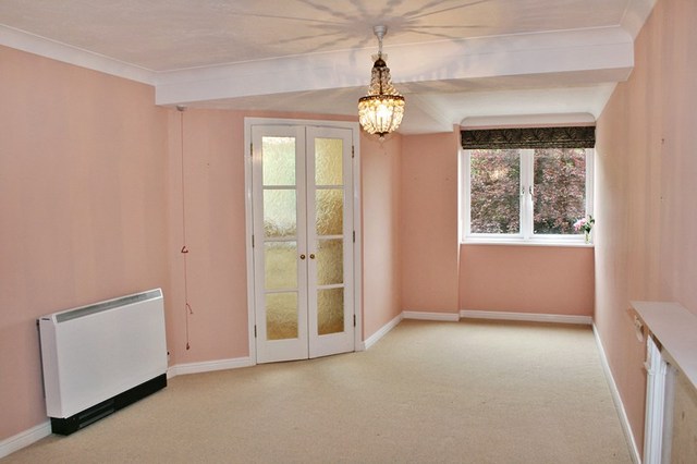  Image of 1 bedroom Retirement Property for sale in Gloucester Road Ross-on-Wye HR9 at Gloucester Road  Ross-on-Wye, HR9 5GD