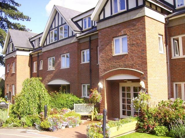  Image of 1 bedroom Retirement Property for sale in Gloucester Road Ross-on-Wye HR9 at Gloucester Road  Ross-on-Wye, HR9 5GD