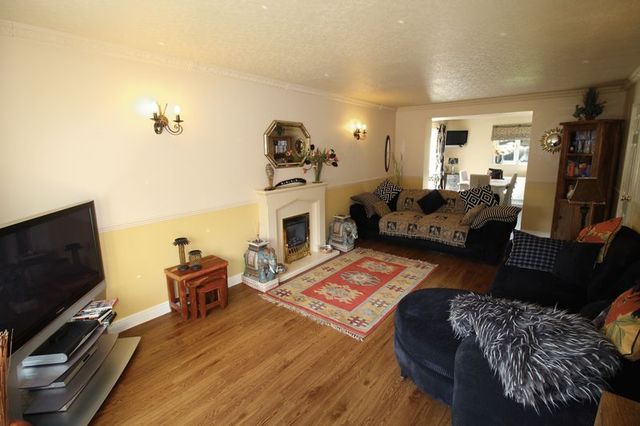  Image of 4 bedroom Detached house for sale in Gosport Close Outlane Huddersfield HD3 at Gosport Close  Outlane, Huddersfield, HD3 3FP