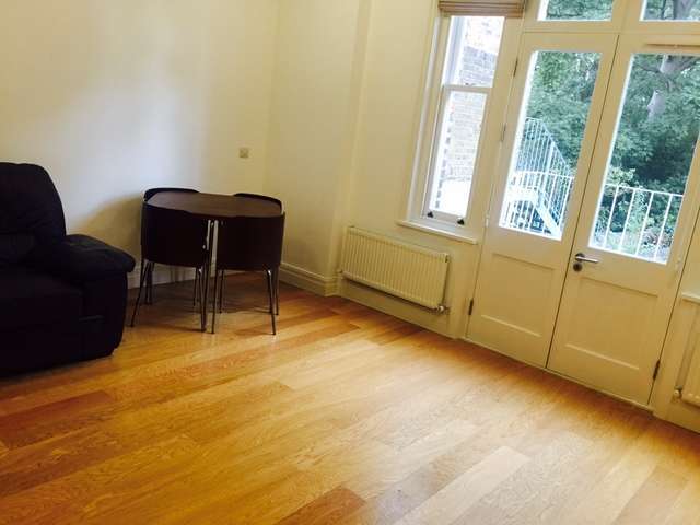  Image of 1 bedroom Flat to rent in Grange Park London W5 at Grange Park  Ealing, W5 3PR