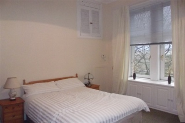  Image of 2 bedroom Flat to rent in Grantley Gardens Shawlands Glasgow G41 at Shawlands Glasgow Glasgow, G41 3PY