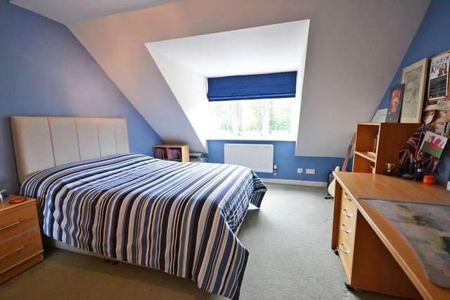  Image of 5 bedroom Detached house for sale in Great Oaks Park Rogerstone Newport NP10 at Great Oaks Park  Newport, NP10 9AT