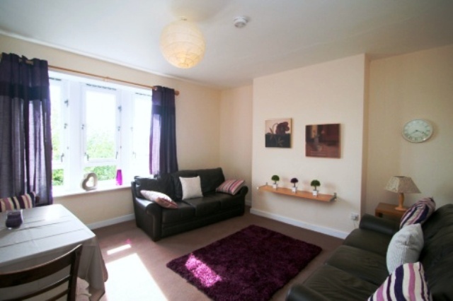  Image of 3 bedroom Flat to rent in Great Western Road Anniesland Glasgow G13 at Anniesland Glasgow Glasgow, G13 2TL