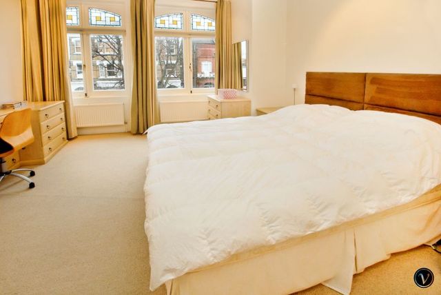  Image of 2 bedroom Flat to rent in Greencroft Gardens London NW6 at Greencroft Gardens South Hampstead London, NW6 3PE
