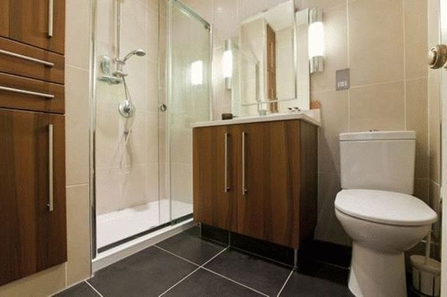  Image of 2 bedroom Flat to rent in Greencroft Gardens London NW6 at Greencroft Gardens South Hampstead London, NW6 3PE