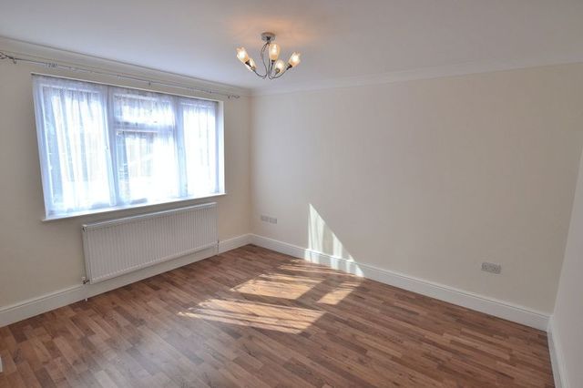  Image of 4 bedroom Semi-Detached house to rent in Haddington Road Bromley BR1 at Haddington Road  Bromley, BR1 5RQ