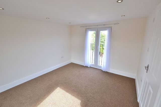  Image of 4 bedroom Semi-Detached house to rent in Haddington Road Bromley BR1 at Haddington Road  Bromley, BR1 5RQ