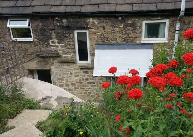  Image of 1 bedroom Cottage to rent in Stoney Bank Hawking Croft Road Horbury Wakefield WF4 at Horbury Horbury, WF4 6AH