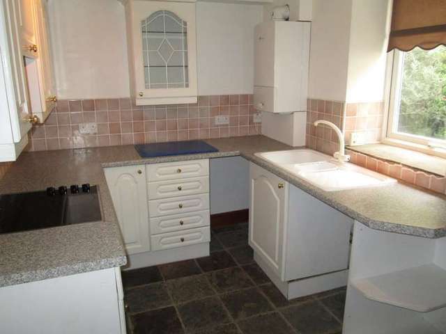  Image of 1 bedroom Cottage to rent in Stoney Bank Hawking Croft Road Horbury Wakefield WF4 at Horbury Horbury, WF4 6AH