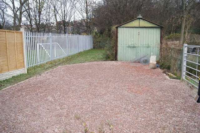 Image of 1 bedroom Cottage to rent in Stoney Bank Hawking Croft Road Horbury Wakefield WF4 at Horbury Horbury, WF4 6AH