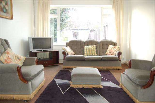  Image of 4 bedroom Terraced house for sale in Haynt Walk London SW20 at Raynes Park, SW20 9NX