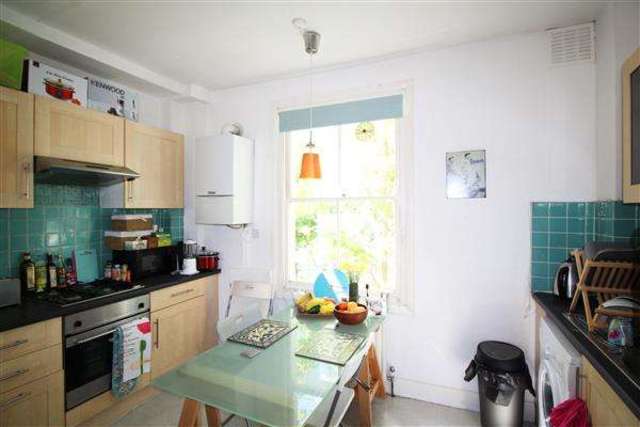  Image of 2 bedroom Flat for sale in Hayter Road London SW2 at Brixton, SW2 5AR