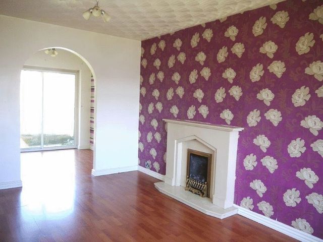  Image of 3 bedroom Semi-Detached house to rent in Hazelcroft Eccleshill Bradford BD2 at Hazelcroft Eccleshill Bradford, BD2 3TE