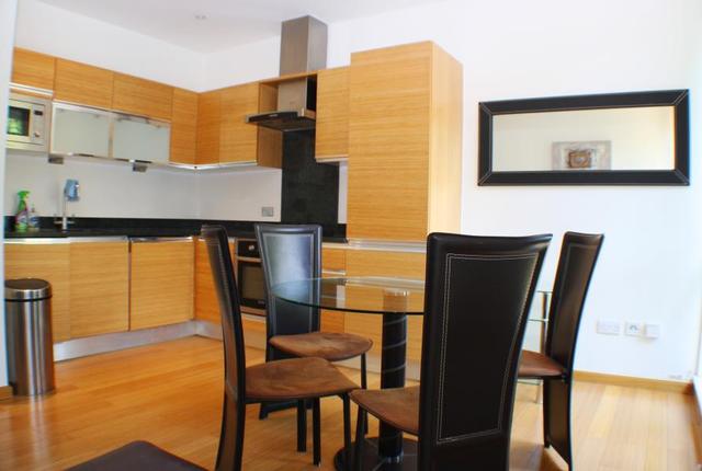  Image of 1 bedroom Apartment to rent in Westferry Road London E14 at London, E14 3RS