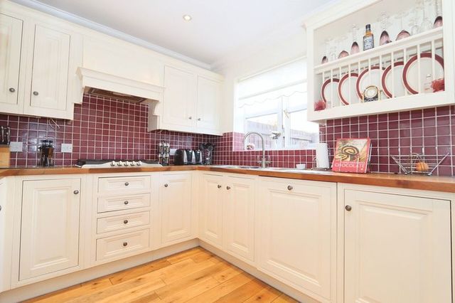  Image of 2 bedroom Semi-Detached house for sale in Hemble Way Kingswood Hull HU7 at Hemble Way Kingswood Hull, HU7 3ET
