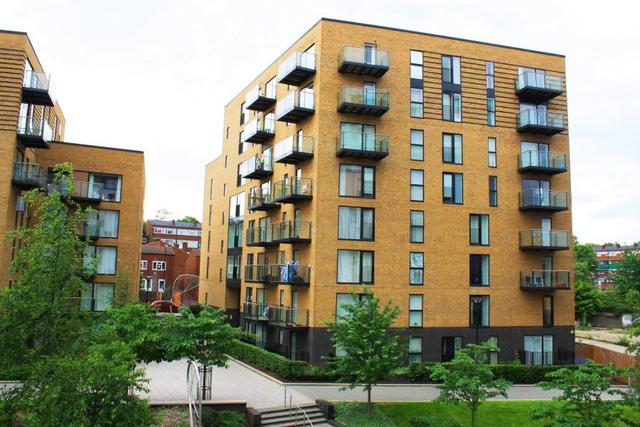  Image of 1 bedroom Apartment to rent in Conington Road London SE13 at London, SE13 7FL