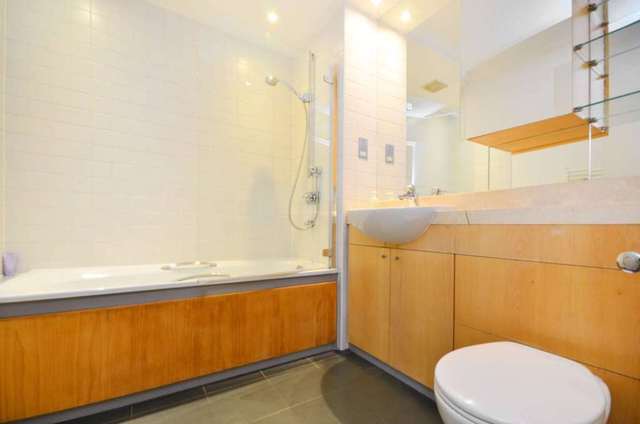  Image of 2 bedroom Apartment to rent in High Holborn London WC1V at High Holborn  London, WC1V 6DR
